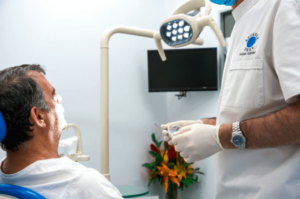 Read more about the article How often should you replace your dentures?